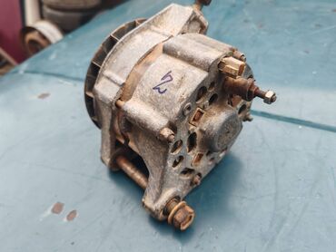 Auto delovi: Alternator Lada 2107 Riva, Lada 2121 Niva 1.6 br.2 . Polovno, ocuvano — 6