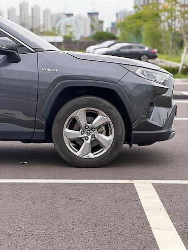 rav 4 2025: Toyota RAV4: 2020 г., Гибрид, Кроссовер — 9