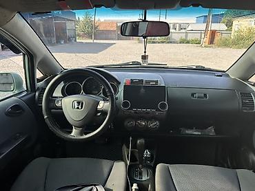 Транспорт: Honda Jazz: 2003 г., 1.4 л, Автомат, Бензин, Хэтчбэк — 4