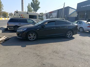 через банк машина: Hyundai Sonata: 2017 г., 2 л, Автомат, Газ, Седан
