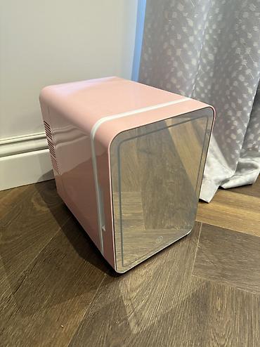soyuducu: Mini soyuducu – çəhrayı, şüşə ön qapılı - Kompakt stolüstü model — 1