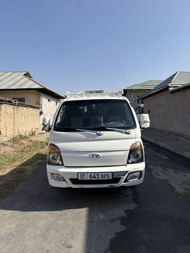 продаю шины на портер: Легкий грузовик, Hyundai, Стандарт, До 1 т