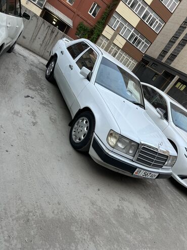 такта калдина: Mercedes-Benz W124: 1990 г., 2.3 л, Механика, Газ, Вэн/Минивэн