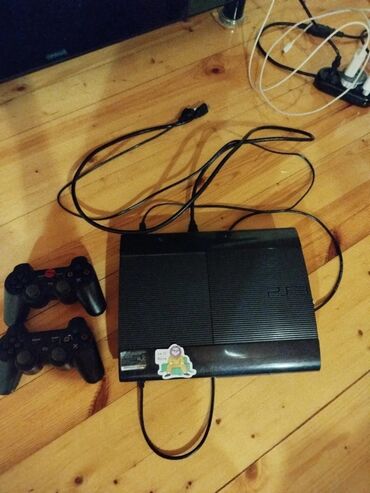 origimo opad 5: PlayStation 3 super slim 500gb 4pult+kabel 20+ oyun var populyarlar