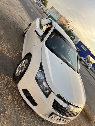 chevrolet kamaro: Chevrolet Cruze: 2012 г., 1.6 л, Механика, Бензин, Седан