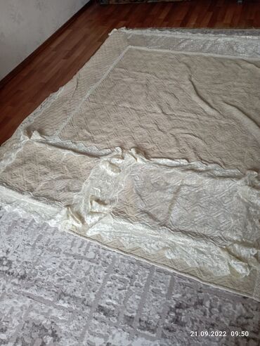 blumarine постельное белье: Красивое турецкое покрывало, двуспальное фирмы Blumarine. Очень