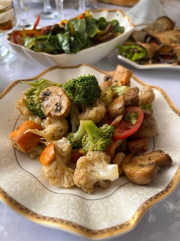 Выездные банкеты: Выездные банкеты | Организатор-администратор, Повара, Посудомойки | Аренда столов, Аренда стульев, Аренда посуды — 3