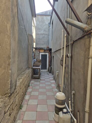 Həyət evləri və villaların satışı: Qaraçuxur qəs. 5 otaqlı, 116 kv. m, Kredit yoxdur, Orta təmir — 20