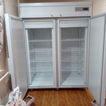 Холодильники, морозильные камеры: Продаются Морозильные камера 1400л Polair. Конвекционный печь Piron