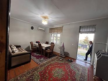 ev satilir tecili: Binəqədi qəs. 3 otaqlı, 90 kv. m — 2