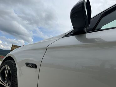 BMW: BMW 5 series: 3 l | 2015 il Sedan — 4