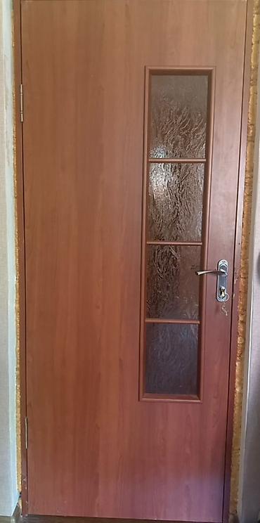 Межкомнатная дверь, Б/у, Со стеклом, Деревянная, Распашная, цвет - Коричневый