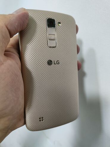 LG K10 | 16 ГБ цвет - Золотой