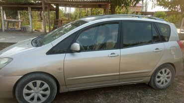 авто до 200000: Toyota Avensis Verso: 2003 г., 1.8 л, Механика, Бензин, Универсал