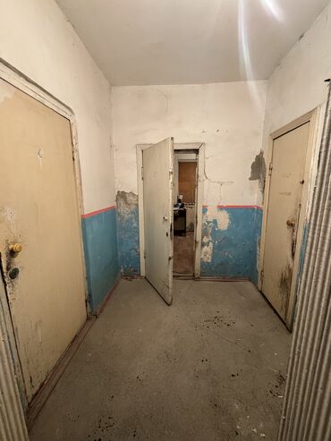 Медицинские центры: Продаю Стоматологический центр, 523 м², 8+, Без оборудования,1 линия — 12