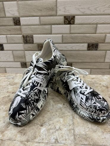 багги на радиоуправлении: CHEKICH “Recent Fashion” kişi krossovkaları ❗️Razmer düz gelmediyi