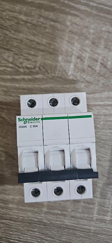 paylayıcı: Schneider Electric Elektrik avtomat, 3 faza — 1