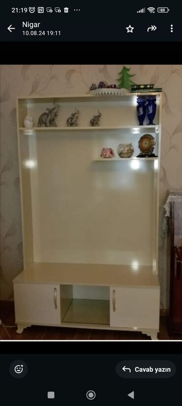 diklərin qiyməti: Tv stend Temiz MDF materialından yığılıb Qiymet 60 man Unvan;Yeni