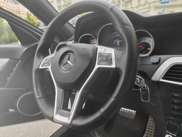 Mercedes-Benz: Mercedes‑Benz C‑Class sedan - Kuzov: ağ rəng, 4 qapı, kompakt premium — 17