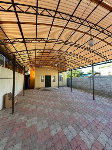 квартира токмоке: Үй, 150 кв. м, 4 бөлмө, Кыймылсыз мүлк агенттиги