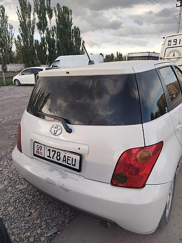 carina e: Toyota Ist: 2003 г., 1.3 л, Автомат, Бензин, Хэтчбэк — 2