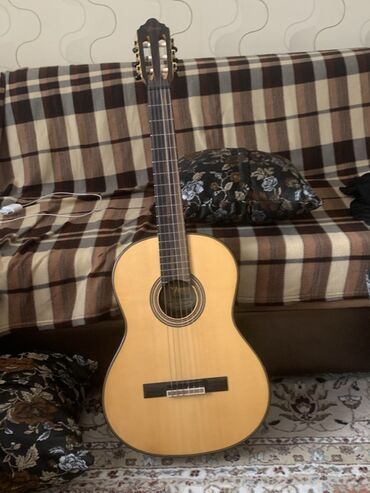 gitata: Klassik gitara