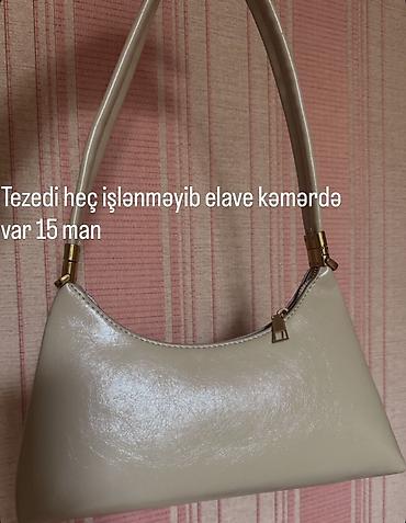 yango canta: Bej rəngli çiyin çantası - Parlaq səthli, sintetik dəri material - — 1