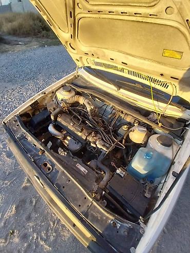 1987: Volkswagen Golf: 1991 г., 1.3 л, Механика, Бензин, Хэтчбэк — 7