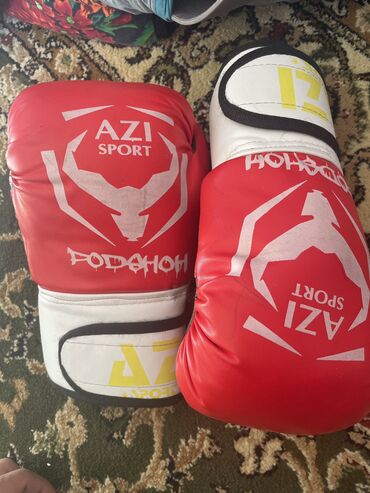 Перчатки: Azi sport Бокс перчатки Б/у Аз эле колдонулган материал калын жука