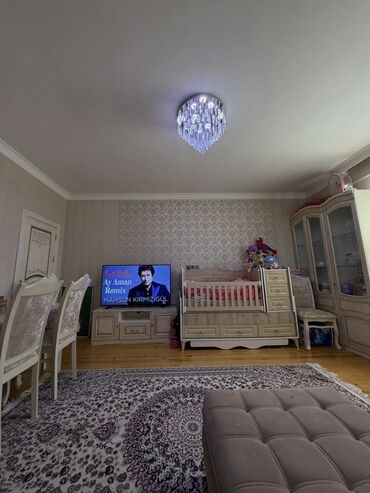 Balkonlar: 56 kv 2 otaq Əşyalı satılır kupca var 6/5i -da lalafo.az — 10 Balkonlar: 56 kv 2 otaq Əşyalı satılır kupca var 6/5i — 10