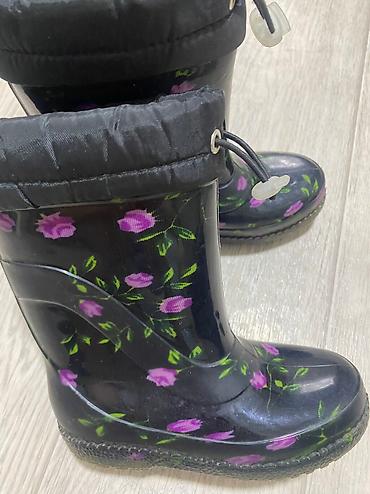 Детская обувь: Обувь на девочку 27-28 размер В хорошем состоянии Оригинал Покупали — 21