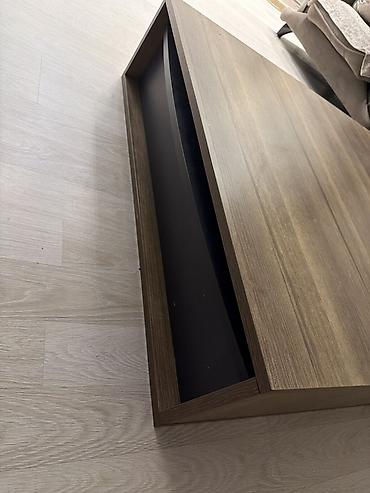 loft masa: Kvadrat masa, Açılmayan, Təkərsiz, Teksturalı laminat — 5