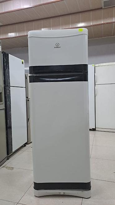 canon eos 4000d: Indesit birqapılı soyuducu (yuxarıda dondurucu bölmə) - Klassik ağ — 1