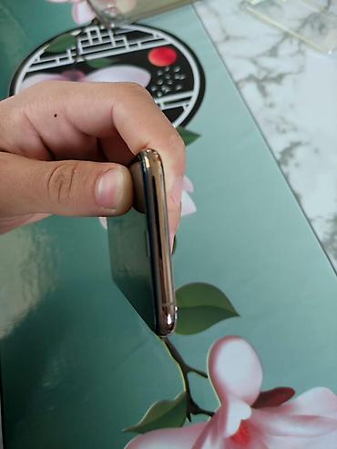 iphone 11 pro vietnam: IPhone Xs, Qızılı — 6