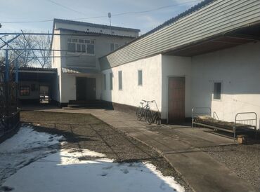 дом достук мкр: Дом, 150 м², 5 комнат, Агентство недвижимости, Старый ремонт