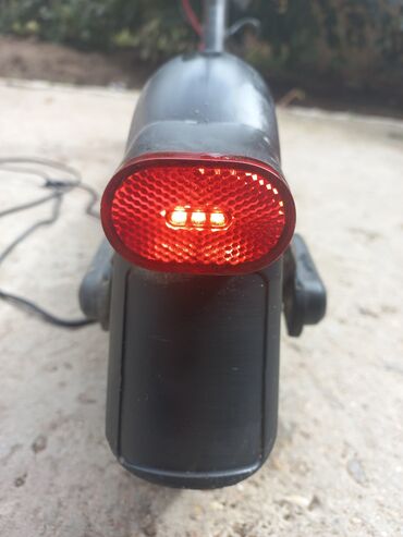 Elektrikli samokatlar: Xiaomi elektrik skuter - Marka/model: Xiaomi (qatlanan elektrik -da lalafo.az — 8 Elektrikli samokatlar: Xiaomi elektrik skuter - Marka/model: Xiaomi (qatlanan elektrik — 8
