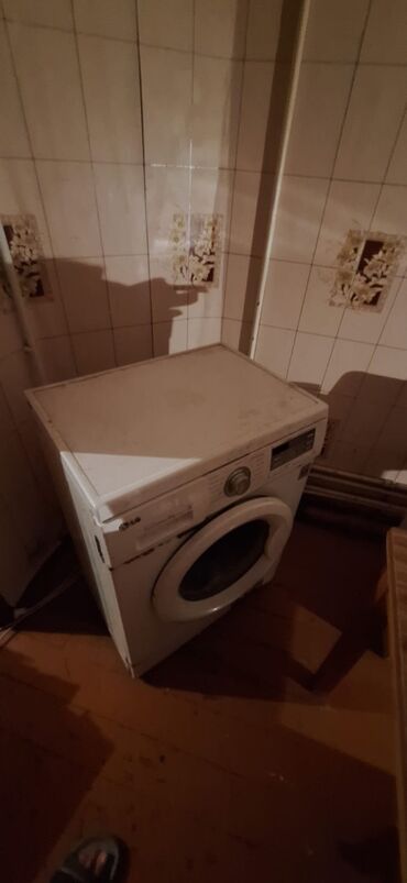 Краны водонагреватели: Стиральная машина LG, 6 кг