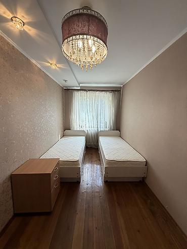 Продажа квартир: 3 комнаты, 55 м² — 15