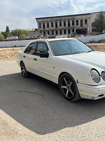 Mercedes-Benz E-Class: 1995 г., 3.2 л, Автомат, Бензин, Седан lalafo.kg да — 5 Mercedes-Benz E-Class: 1995 г., 3.2 л, Автомат, Бензин, Седан — 5