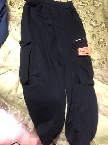 Kişi geyimləri: Qara rəngli kişilər/üniseks karqo şalvar - Model: jogger/kargo üslubu — 2