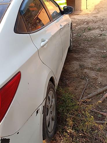 byd son: Hyundai Solaris: 2015 г., 1.6 л, Автомат, Газ, Седан — 8