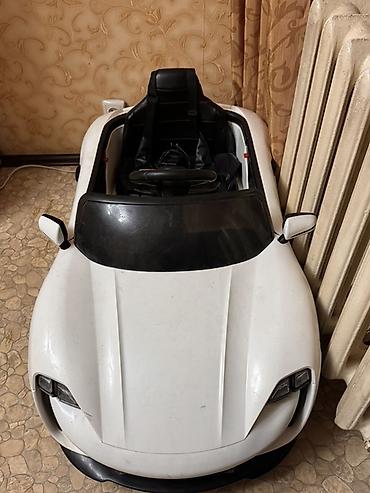 машины электрические: Продам детскую машинку 🚗🤍 В хорошем состоянии, есть небольшие следы — 2