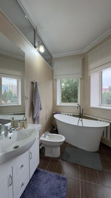 Долгосрочная аренда домов: 670 м², 8 комнат — 23