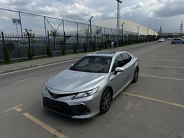 highlander 2017: Toyota Camry: 2021 г., 2.5 л, Вариатор, Гибрид, Седан — 4