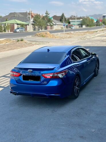 камера на 16: Toyota Camry: 2018 г., 2.5 л, Автоматтык, Гибрид, Седан