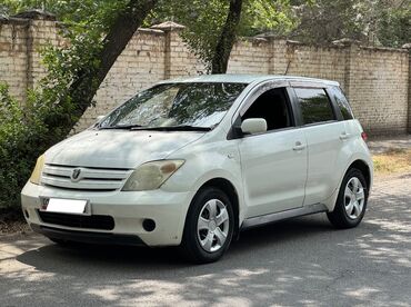 runx alex: Toyota ist: 2004 г., 1.3 л, Бензин