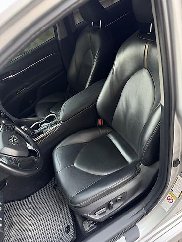 Toyota: Toyota Camry: 2018 г., 2.5 л, Вариатор, Гибрид, Седан — 8