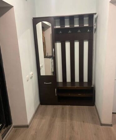 продаётся квартира тунгуч: 1 бөлмө, Кыймылсыз мүлк агенттиги, Чогуу жашоосу жок, Толугу менен эмереги бар, Жарым -жартылай эмереги бар