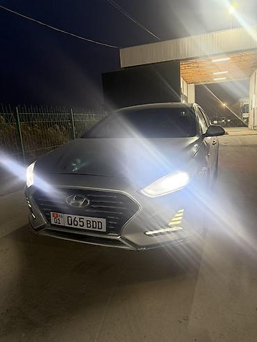sequoia 2010: Hyundai Sonata: 2018 г., Седан — 5
