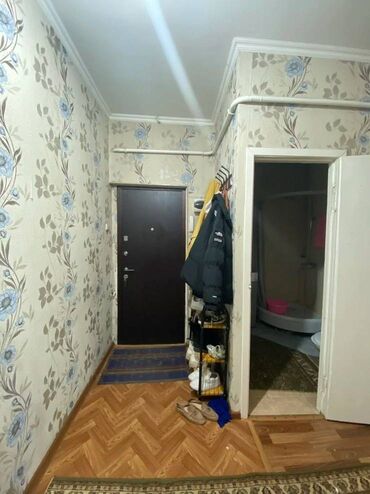 боконбаева квартира: 1 комната, Агентство недвижимости, Без подселения, С мебелью полностью